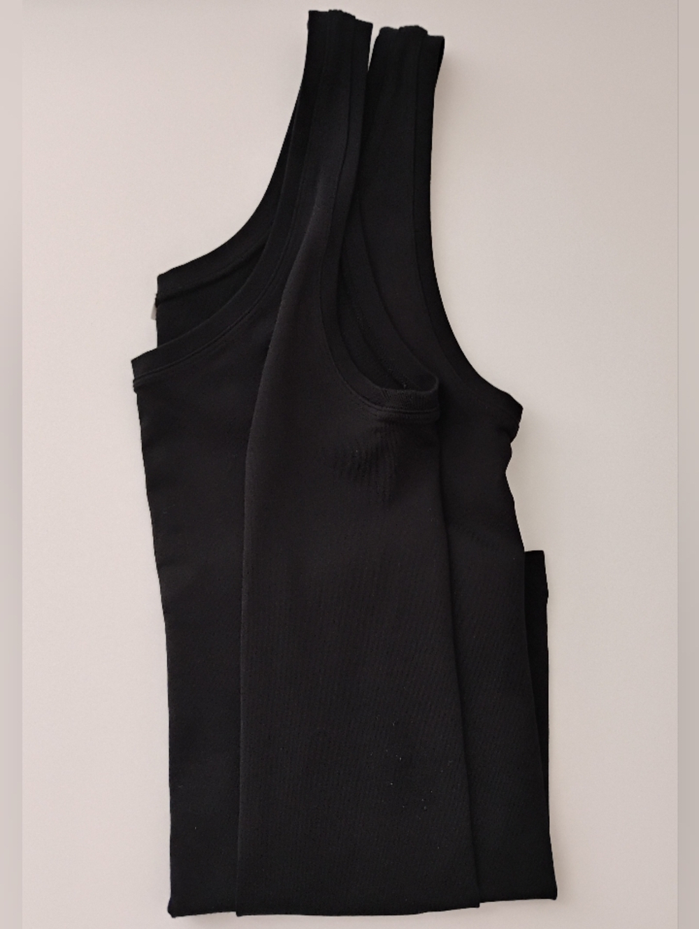 Hanro Touch Feeling Tank Black Size L - Picture 3 of 5